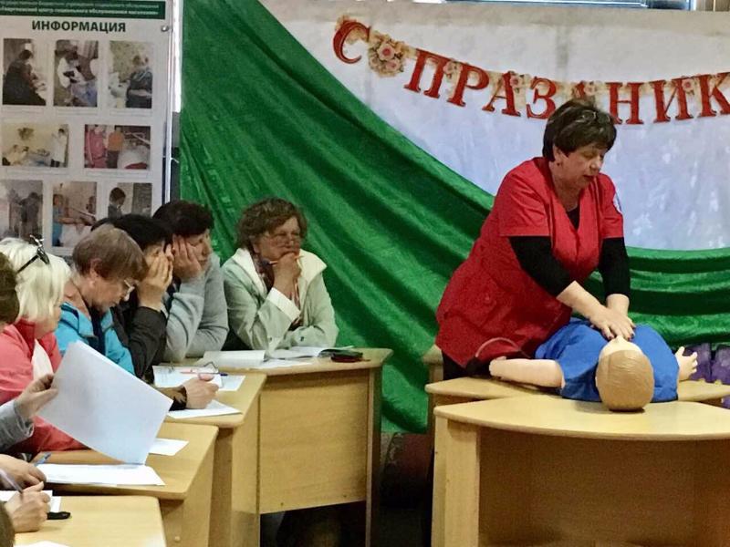 26 апреля 2017 года Центр провел выездные курсы на базе ГБУСО «Георгиевский ЦСОН» по программе ПК «Оказание первой помощи до оказания медицинской помощи»