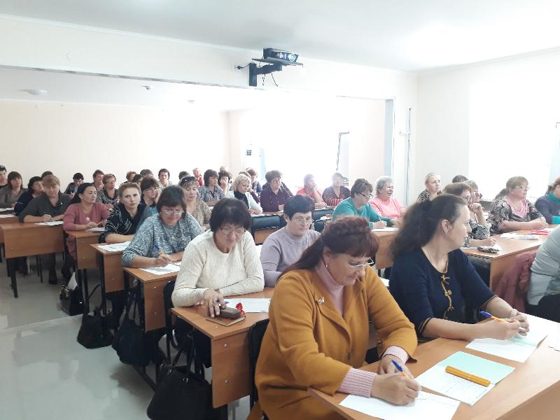 05 октября 2017 года в Центре началось обучение по программе ПК «Оказание социально-медицинских услуг в социальном обслуживании граждан пожилого возраста и инвалидов с различными видами деменций»